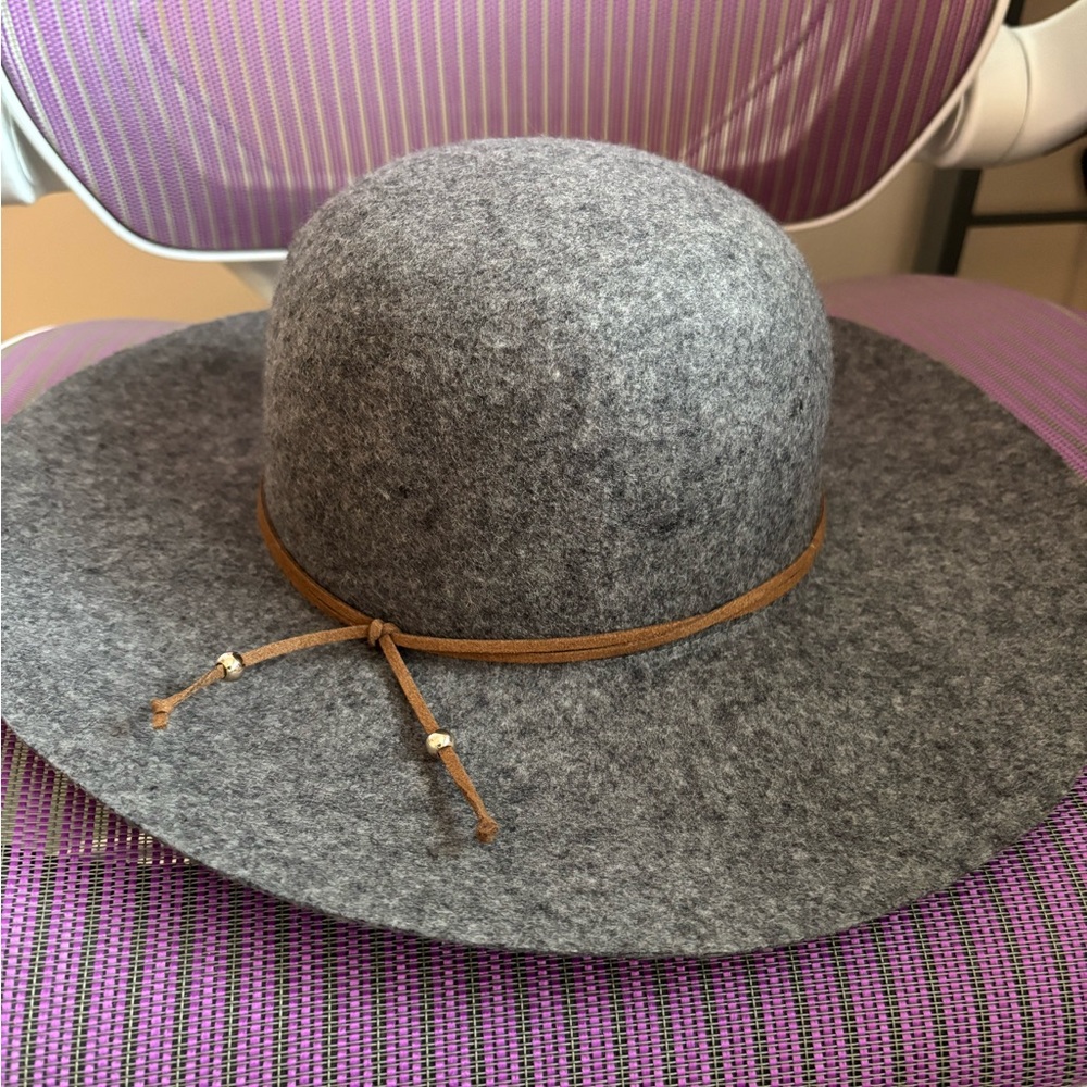 American Eagle 100% Wool Floppy Hat